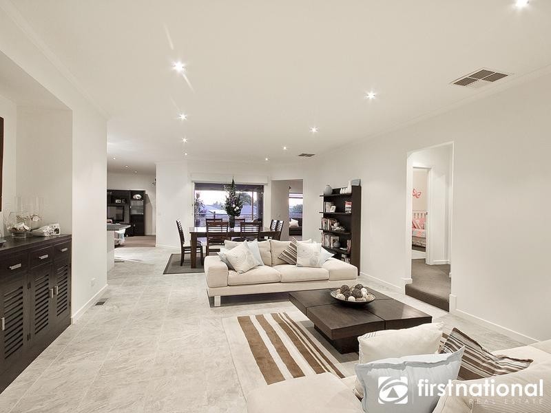 61 Whistler Drive, Berwick VIC 3806