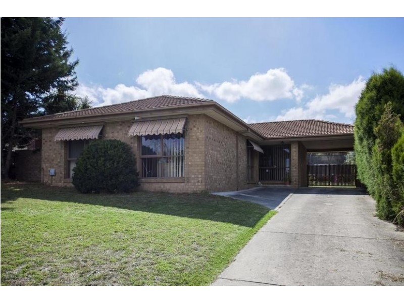 35 Barondi Avenue, Narre Warren VIC 3805