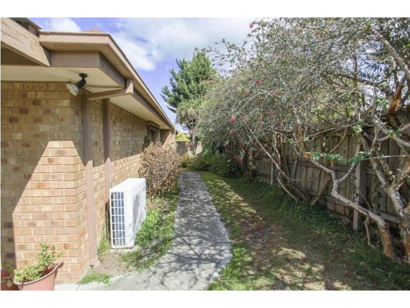 35 Barondi Avenue, Narre Warren VIC 3805