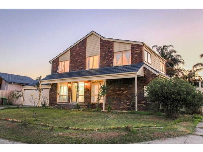 11 Lawson Way, Endeavour Hills VIC 3802