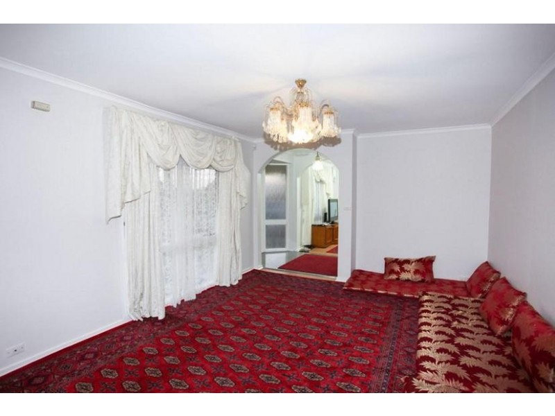 11 Lawson Way, Endeavour Hills VIC 3802