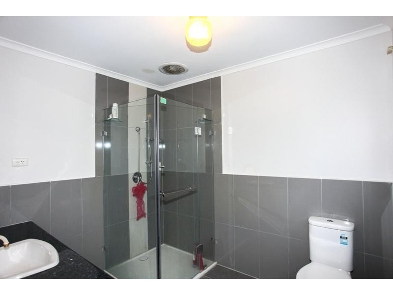 11 Lawson Way, Endeavour Hills VIC 3802