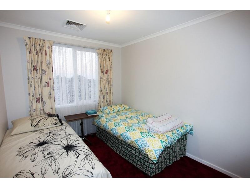 11 Lawson Way, Endeavour Hills VIC 3802