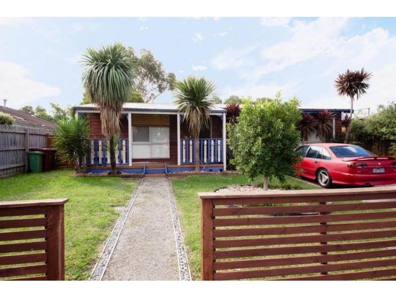 33 Woodlands Crescent, Narre Warren VIC 3805