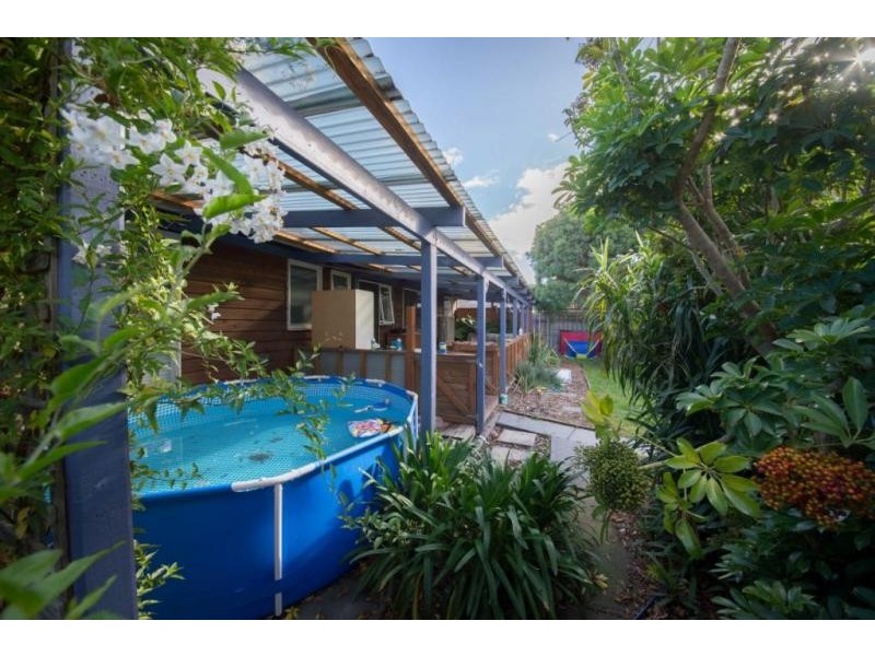 33 Woodlands Crescent, Narre Warren VIC 3805