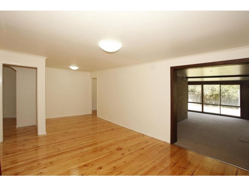 7 Monaro Crescent, Narre Warren VIC 3805