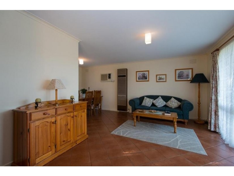 102 Prospect Hill Road, Narre Warren VIC 3805