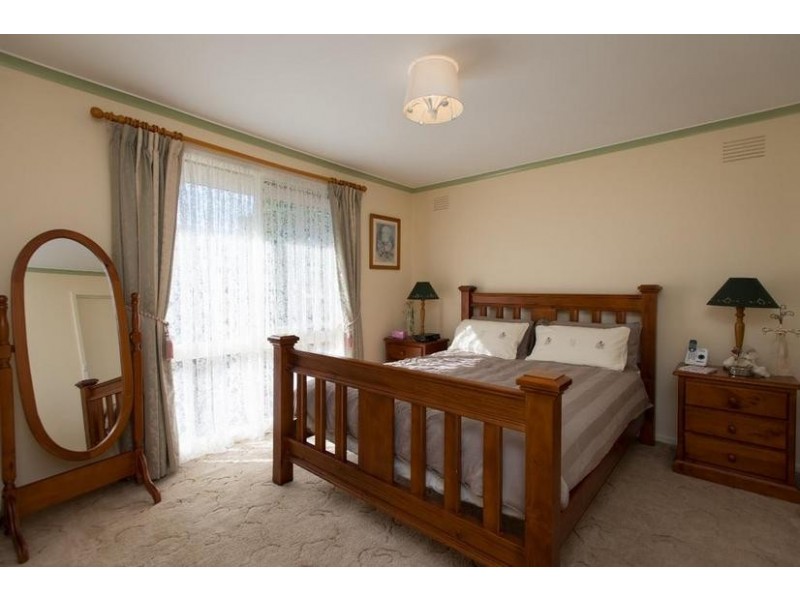 102 Prospect Hill Road, Narre Warren VIC 3805