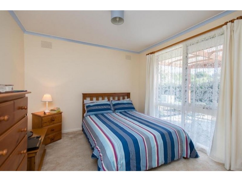 102 Prospect Hill Road, Narre Warren VIC 3805