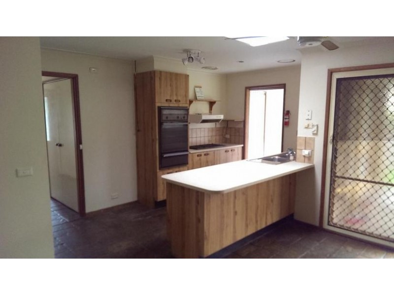 13 Rosemont Drive, Narre Warren VIC 3805