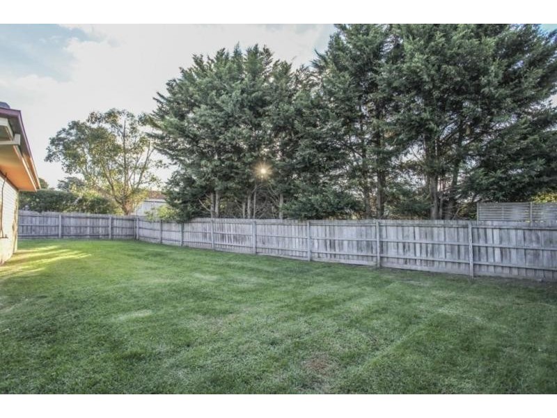 14 Highland Crescent, Narre Warren South VIC 3805