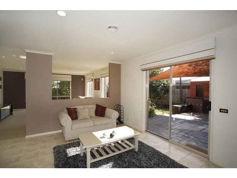 108 Bemersyde Drive, Berwick VIC 3806