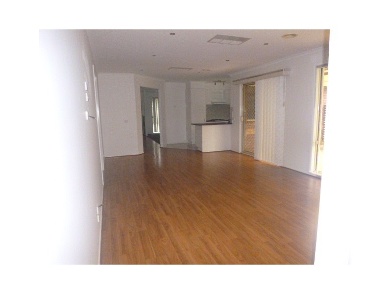 18 Domain Drive, Berwick VIC 3806