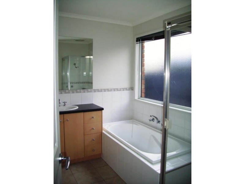 7 Cadell Place, Berwick VIC 3806