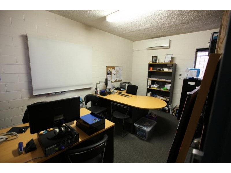 96 High Street, Berwick VIC 3806