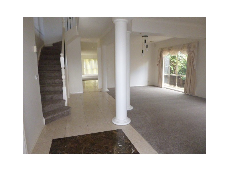 15 Homewood Boulevard, Hallam VIC 3803