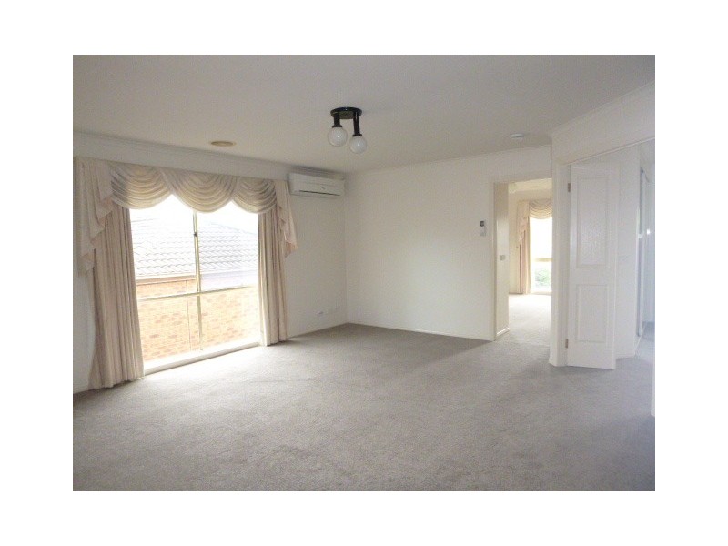 15 Homewood Boulevard, Hallam VIC 3803