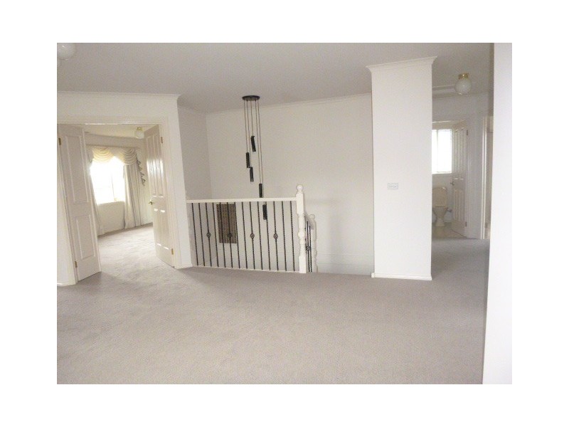 15 Homewood Boulevard, Hallam VIC 3803