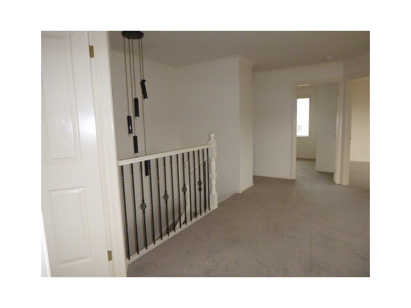 15 Homewood Boulevard, Hallam VIC 3803