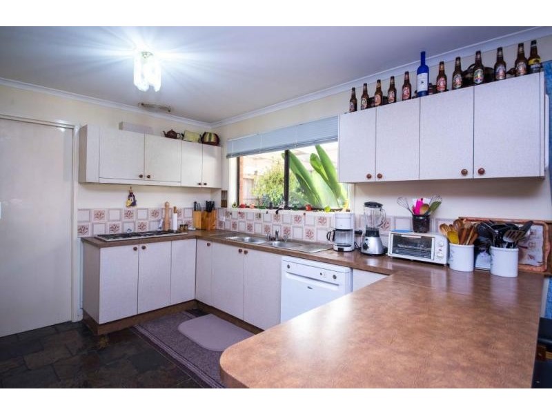 16 Coronata Court, Narre Warren VIC 3805