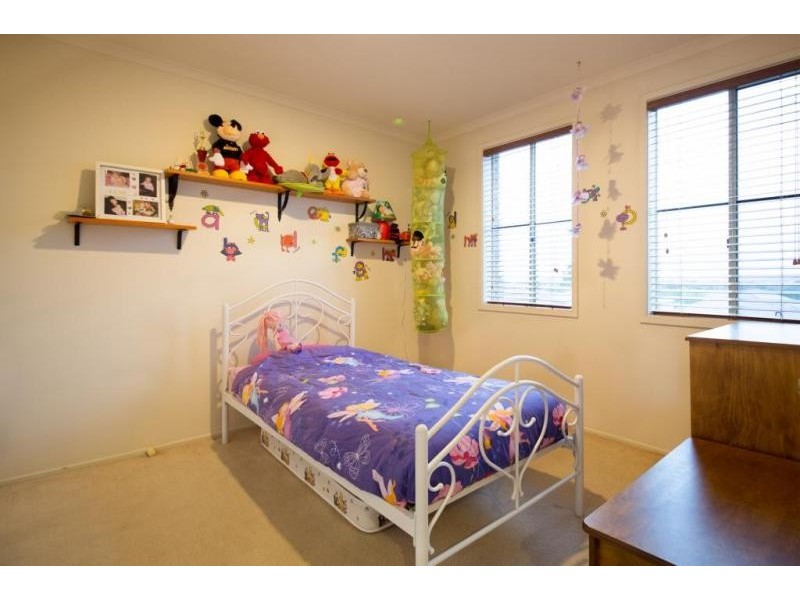 21 Vivienne Way, Berwick VIC 3806