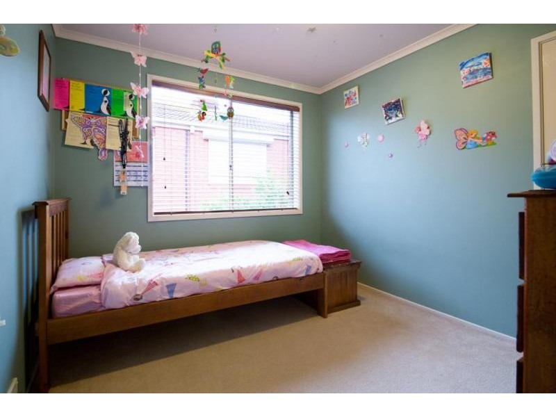 21 Vivienne Way, Berwick VIC 3806