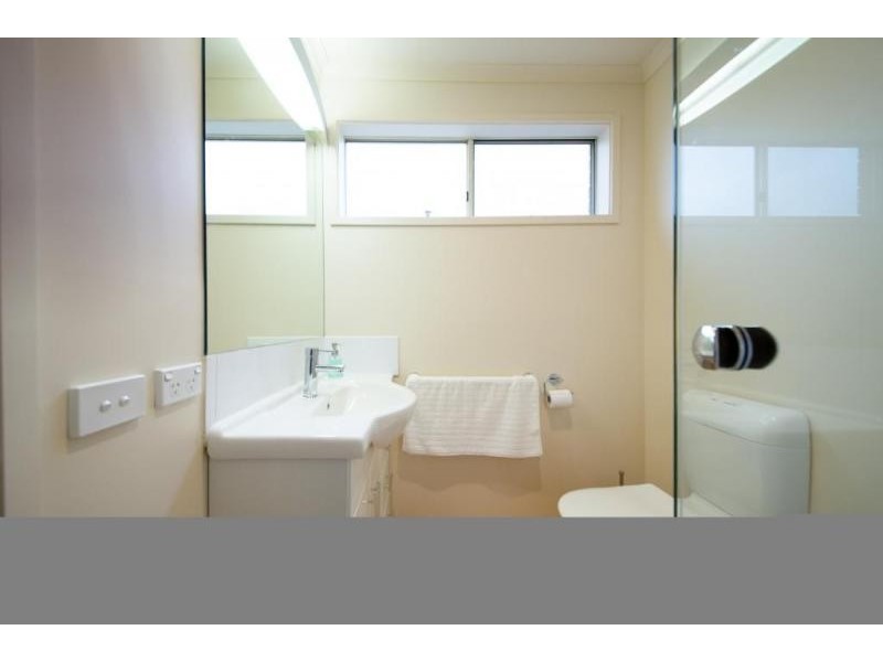 21 Vivienne Way, Berwick VIC 3806