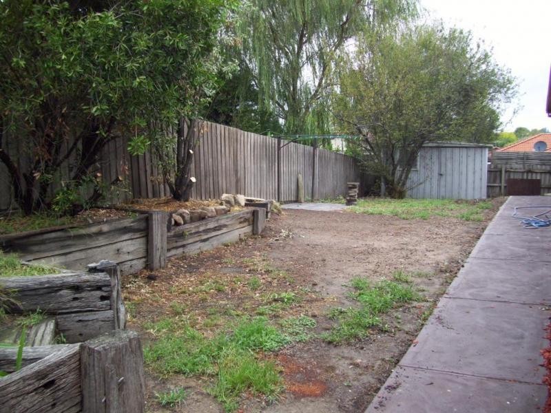 13 Opal Court, Narre Warren VIC 3805