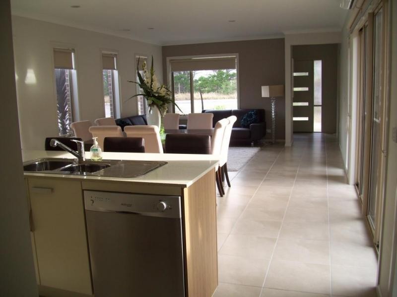 70 Alisma Boulevard, Cranbourne North VIC 3977