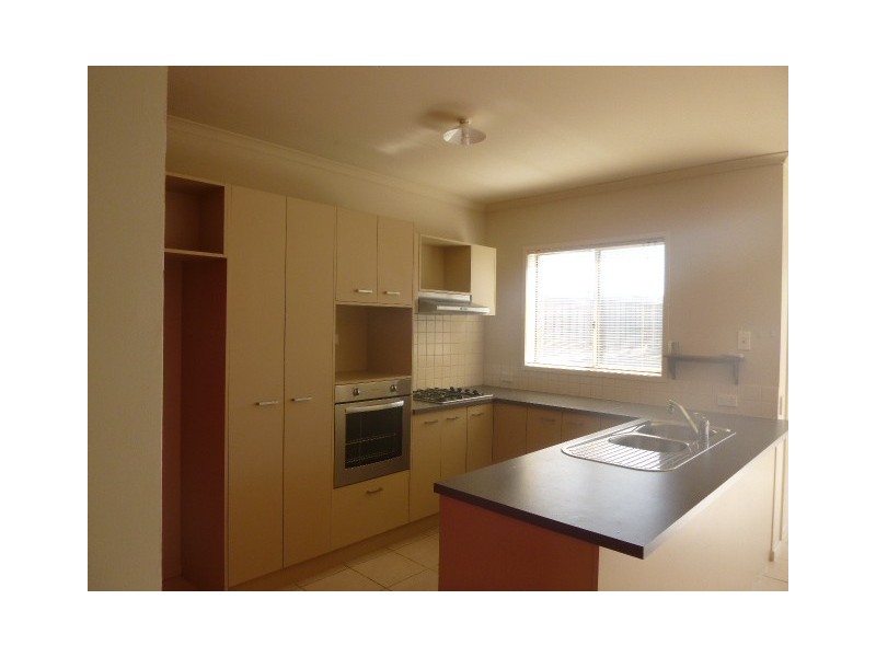 5 Ashcroft Close, Hallam VIC 3803