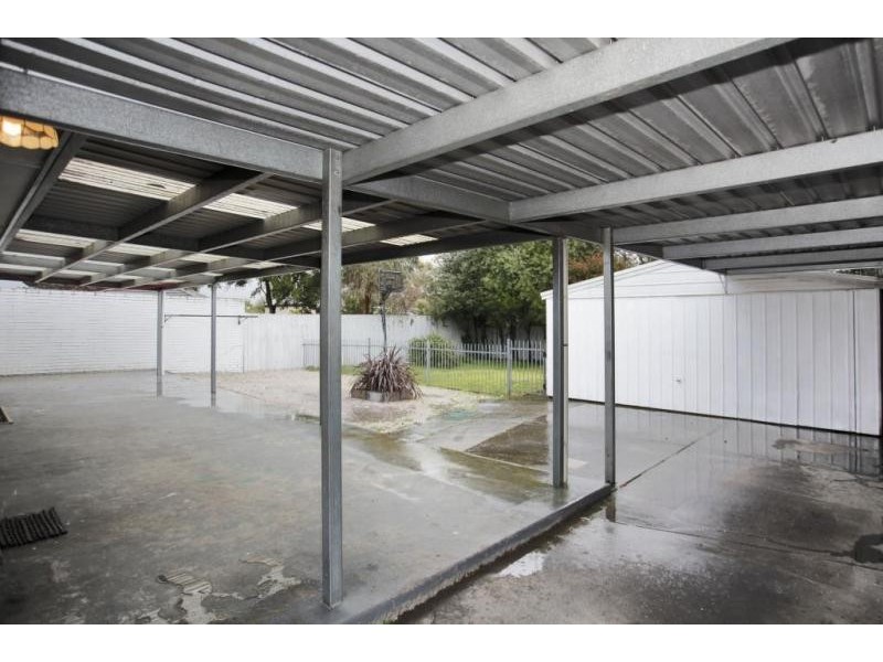 3 Cloverset Avenue, Narre Warren VIC 3805