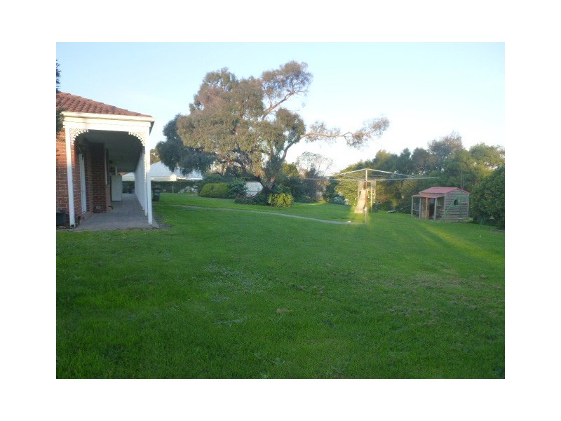 13-14 Jaguar Close, Narre Warren North VIC 3804