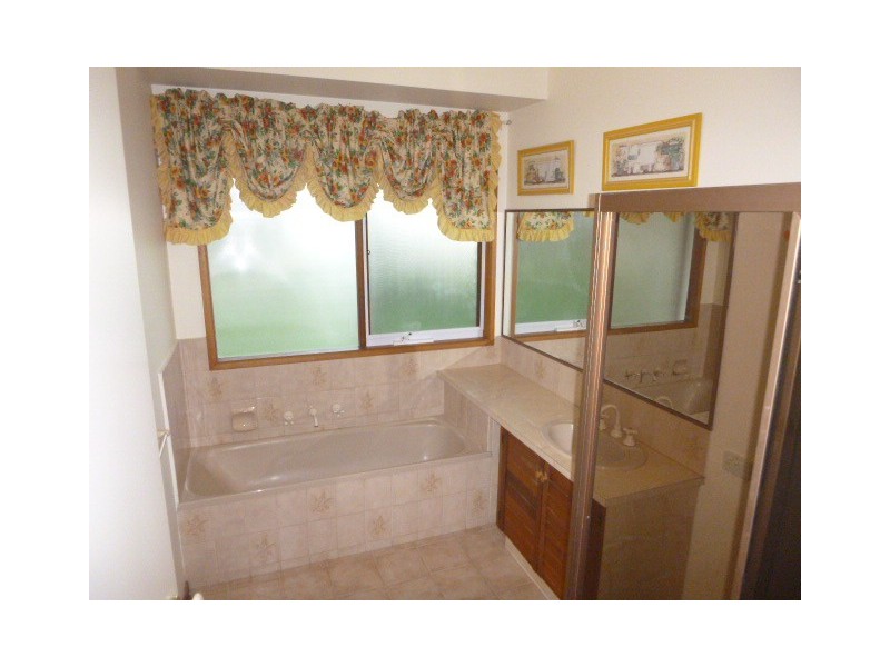 13-14 Jaguar Close, Narre Warren North VIC 3804