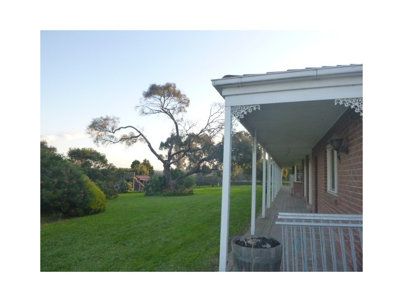 13-14 Jaguar Close, Narre Warren North VIC 3804