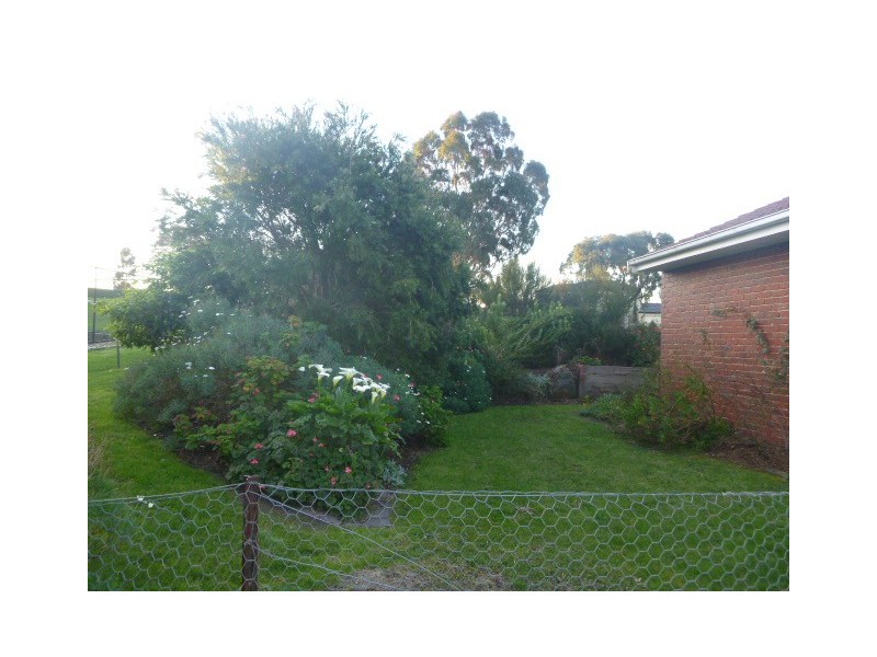 13-14 Jaguar Close, Narre Warren North VIC 3804