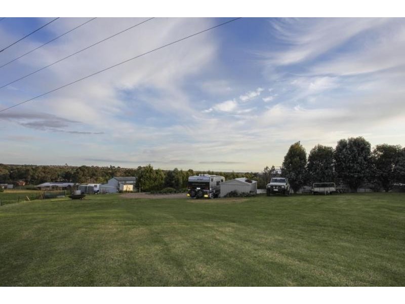 11-12 Hilton Court, Narre Warren North VIC 3804