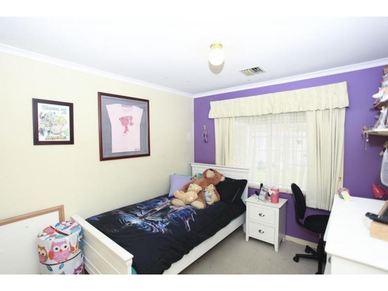 22 Warrenwood Place, Narre Warren VIC 3805