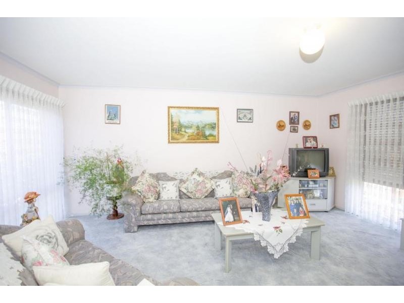 16 Anthony Court, Hallam VIC 3803