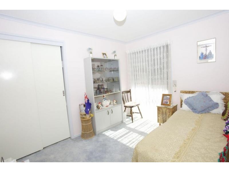 16 Anthony Court, Hallam VIC 3803