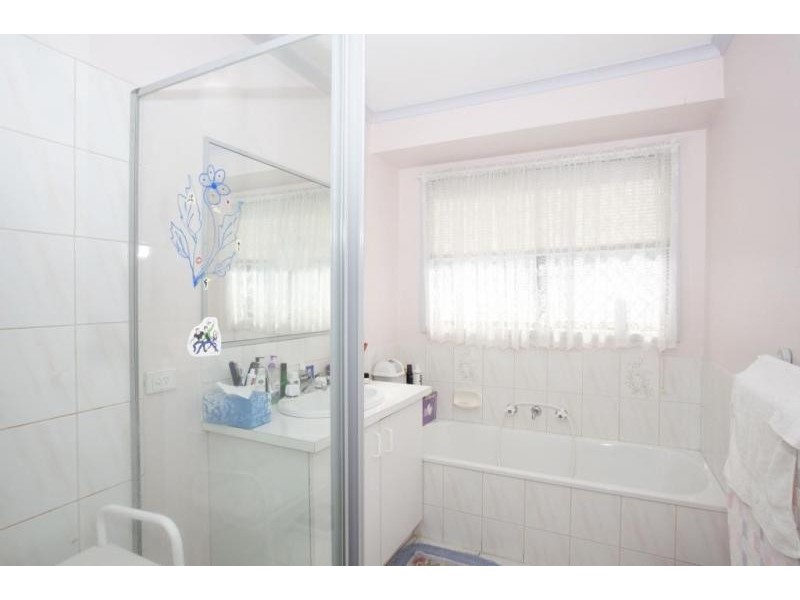 16 Anthony Court, Hallam VIC 3803