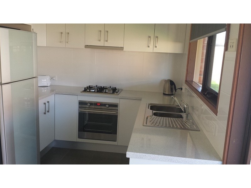 2/5 Stella Street, Beaconsfield VIC 3807