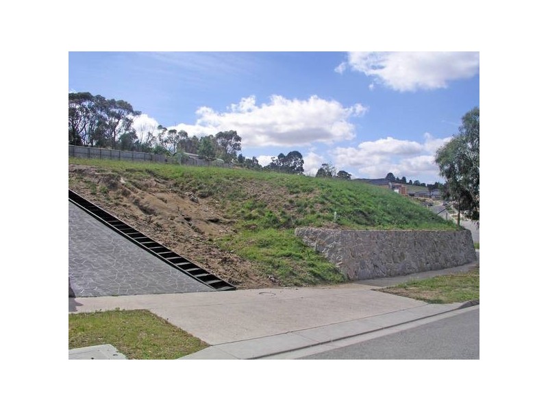 233 The Rise, Narre Warren VIC 3805