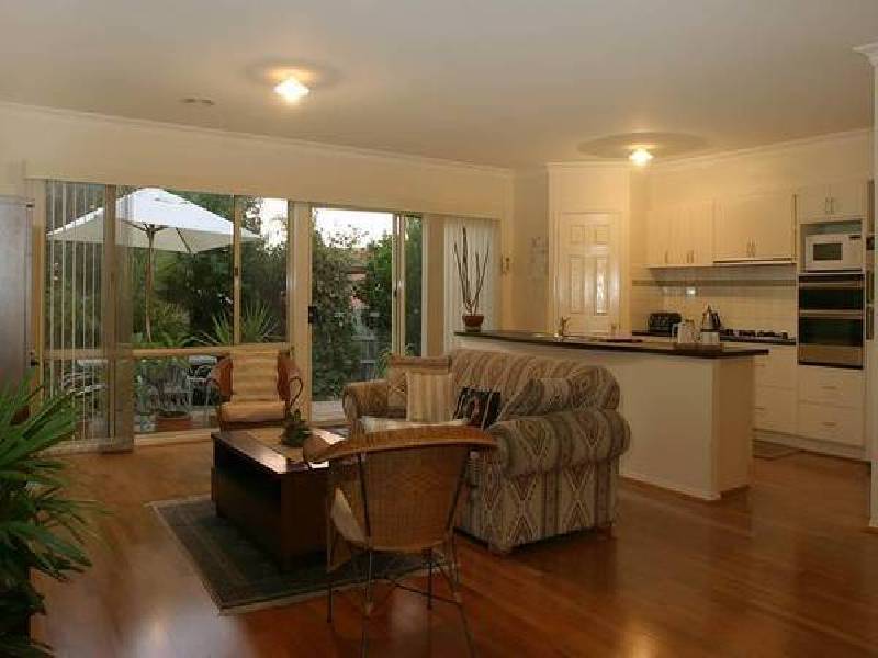 11 Christina Street, Narre Warren VIC 3805