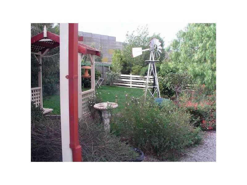 63 George Chudleigh Drive, Hallam VIC 3803