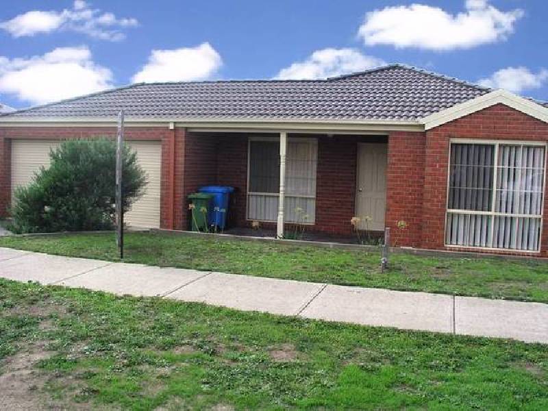 Pineview Court, Narre Warren South VIC 3805