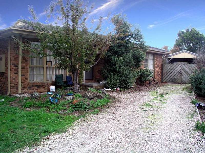 49 Woodlands Crescent, Narre Warren VIC 3805