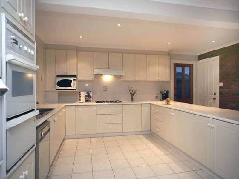 Kallara Crescent, Narre Warren VIC 3805