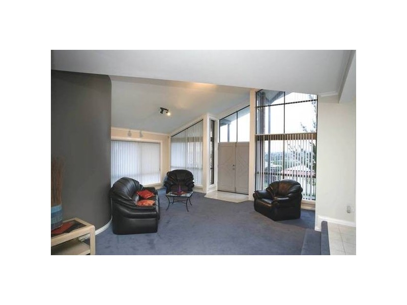 Kallara Crescent, Narre Warren VIC 3805