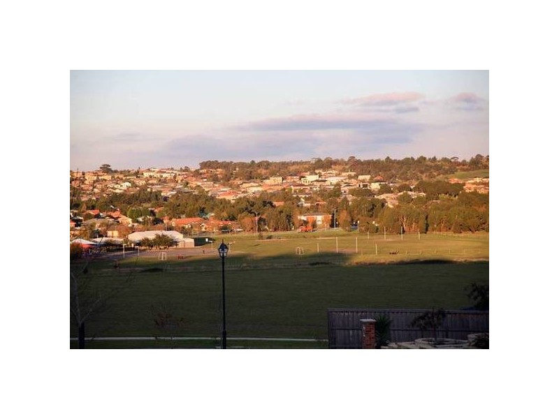 43 Coachwood Drive, Narre Warren VIC 3805