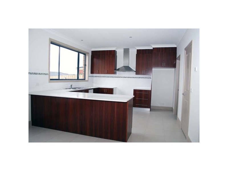 Honeyeater Grove, Narre Warren VIC 3805